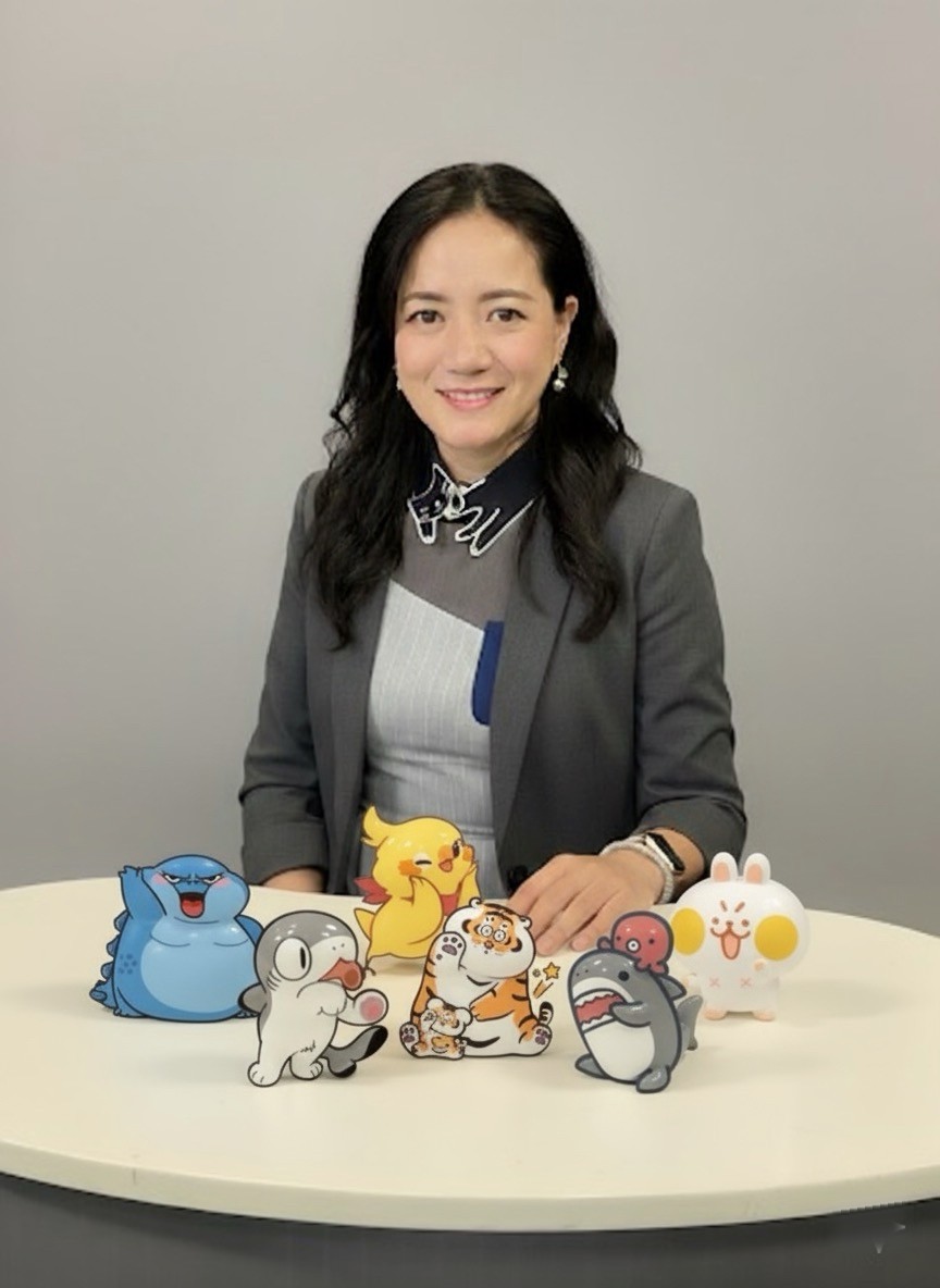 Angie Hu 主視覺